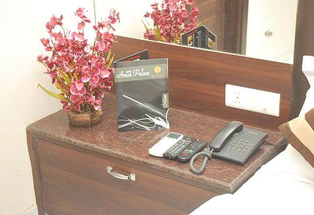 Hotel Aman Palace-Rajouri Garden